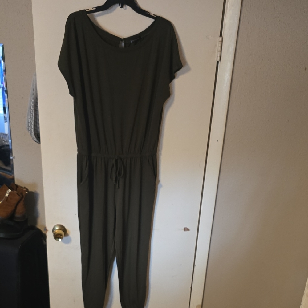 Chic Dark Green Jumpsuit
